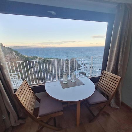 Capsasalbegur74 Terraza Sobre Mar Piscina Del Mar Appartement Buitenkant foto
